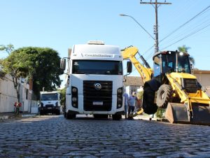 Obras na David Barcelos: 20 meses de espera