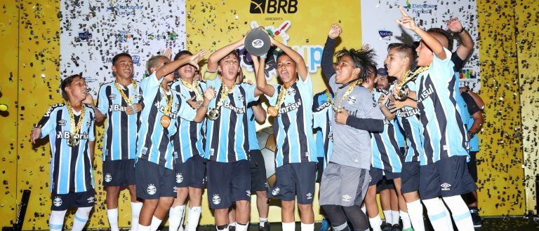 Categoria sub-12 do Grêmio conquista mundial Go Cup