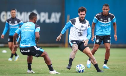 Com portões fechados, Portaluppi finaliza preparação para estreia no Brasileirão