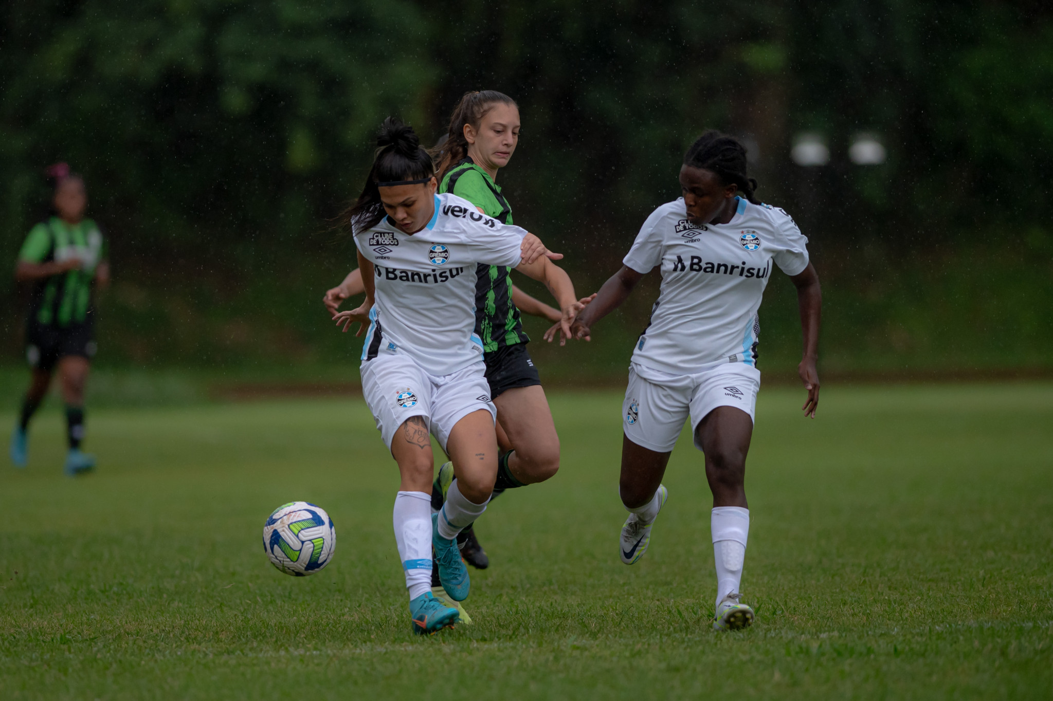 Fora De Casa Gurias Gremistas Sub 20 Empatam Diante Do América Mg Cachoeira Do Sul E Região 0132