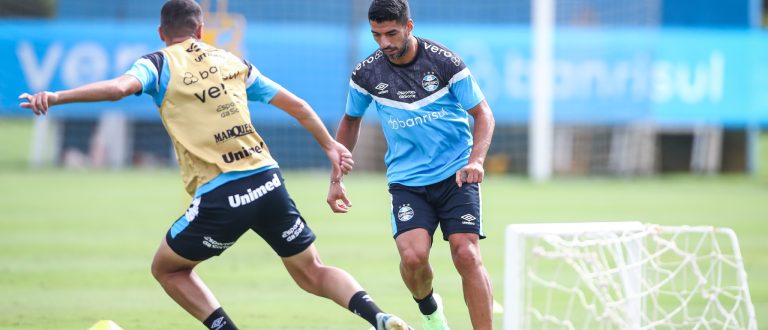 Grêmio realiza treinamento com intensidade entre os setores