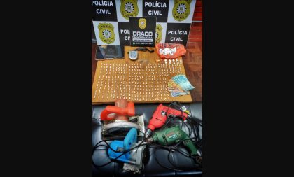 Polícia prende homem e mulher com farta quantidade de drogas na zona norte