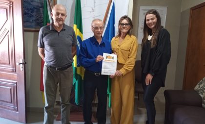 Festa da Colônia: comitiva de Candelária convida prefeito de Paraíso do Sul