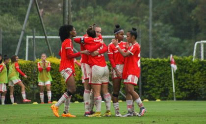 Gurias Coloradas vencem o Corinthians e seguem 100% em casa no Sub-20