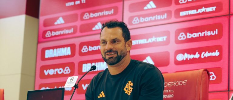 Magrão é apresentado como Gerente Esportivo: “estou muito, mas muito feliz!”