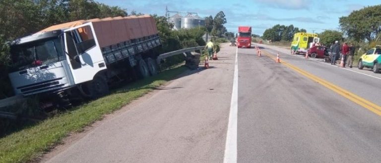 BR-392: colisão entre carro e caminhão termina em morte