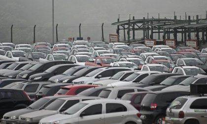 Governo anuncia redução de até 10,96% no preço de carros novos