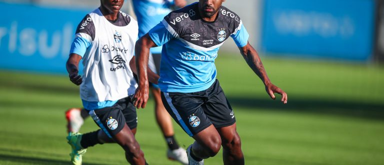 Grêmio abre semana de treinos com foco na Copa do Brasil