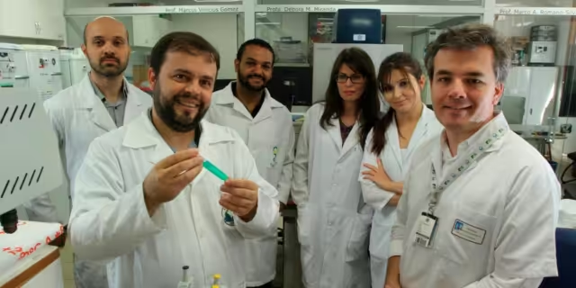 Vacina brasileira contra vício em drogas é finalista em prêmio internacional