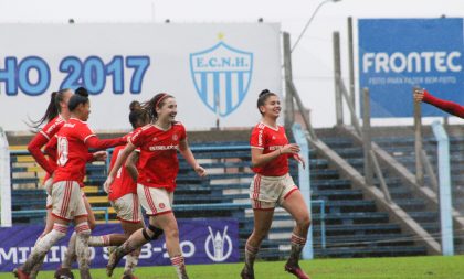 Gurias Coloradas goleiam no jogo de ida da semifinal do Brasileirão Sub-20