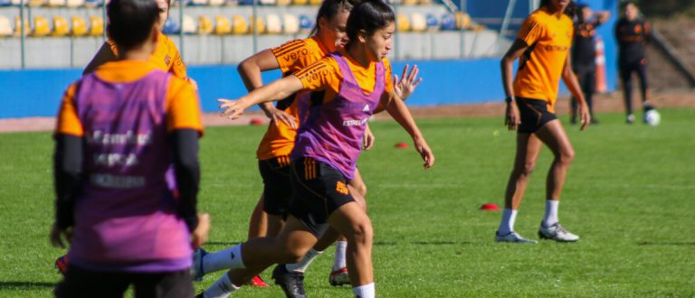 Gurias Coloradas iniciam semana de trabalho com foco no duelo contra o Flamengo