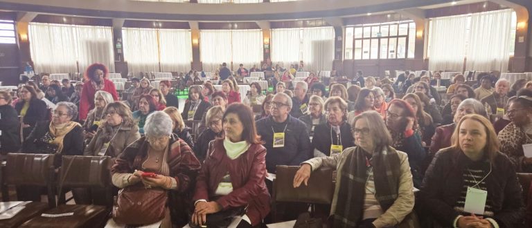 Educadores participam do Encontro Regional dos Aposentados em Cachoeira do Sul