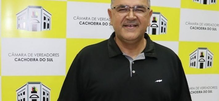 Azevedo retoma atividades na Câmara