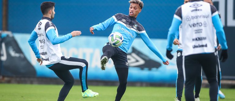 Grêmio fecha preparativos para enfrentar o América-MG na Arena