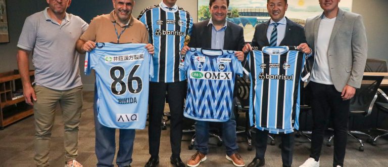 Grêmio recebe comitiva do clube japonês FC Osaka