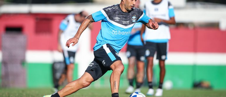 Grêmio treina nas Laranjeiras e finaliza preparativos para enfrentar o Flamengo