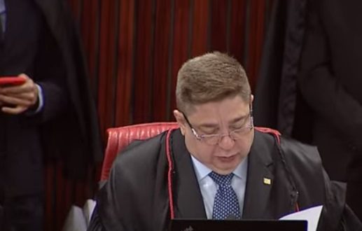 AO VIVO: votação no TSE que pode definir inegibilidade de 8 anos de Bolsonaro