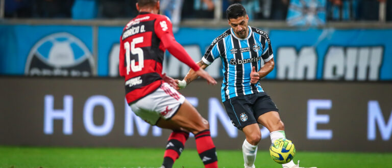 Grêmio perde em casa para o atual campeão Flamengo