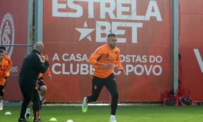 Colorado vai ao Rio para confronto com Fluminense