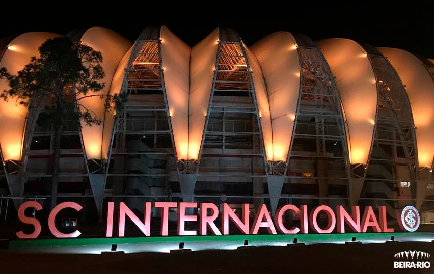 Beira-Rio iluminado