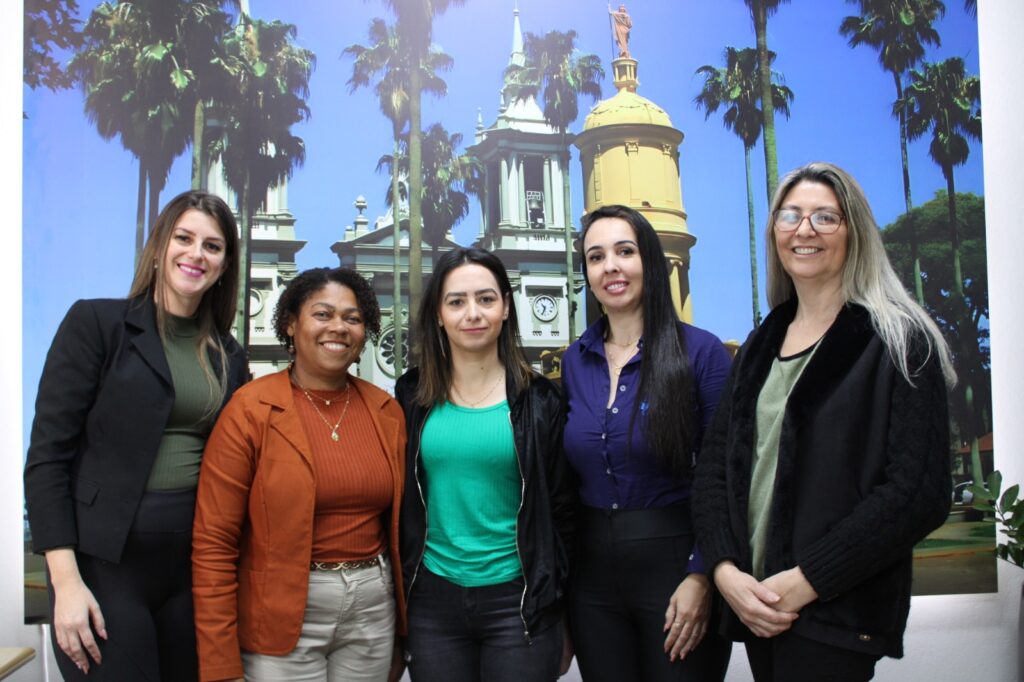 Equipe do setor de Contabilidade / Crédito: Ass. Com. Prefeitura CS