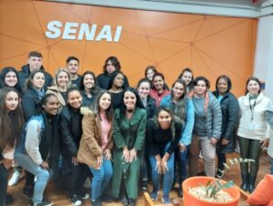 Curso de formação na área industrial começa com 23 mulheres