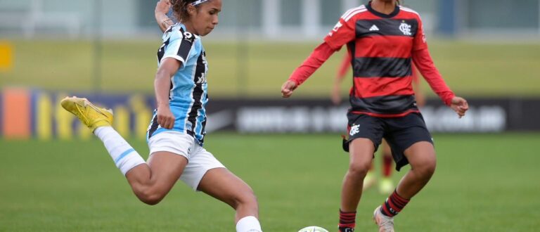 Lateral Carol Vidal é convocada para Seleção Brasileira Sub-17