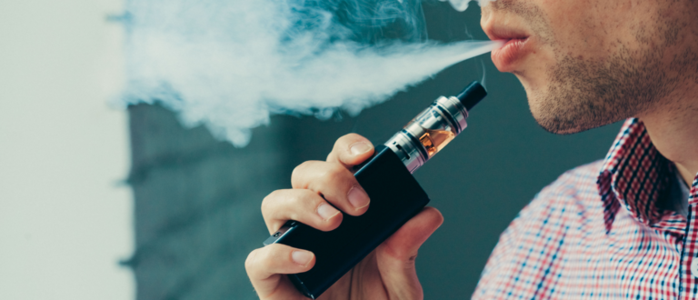 Cigarro eletrônico: 1 em cada 5 jovens admite uso