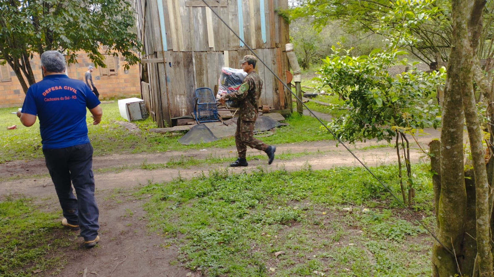 Exército presta apoio em Cachoeira do Sul / Crédito: Ass. Com.