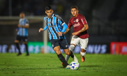 Grêmio perde por 2 a 0 fora de casa