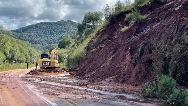 Chuvas intensas que castigam o RS desde o começo do mês prejudicam trânsito nas estradas e levam Daer a alterar viagens de ônibus intermunicipais / Foto: Daer/Divulgação