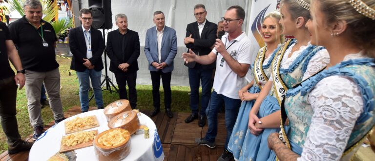 Feira da Agricultura Familiar: valorização dos produtores e das agroindústrias marca abertura oficial