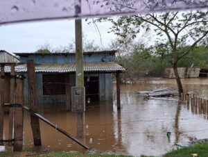 Defesa Civil emite alerta de temporal e queda de granizo