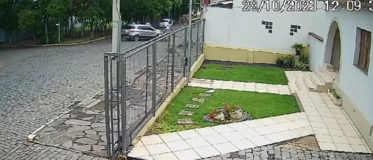 Flagrante em vídeo: motociclista gravemente ferida é transferida para HCB