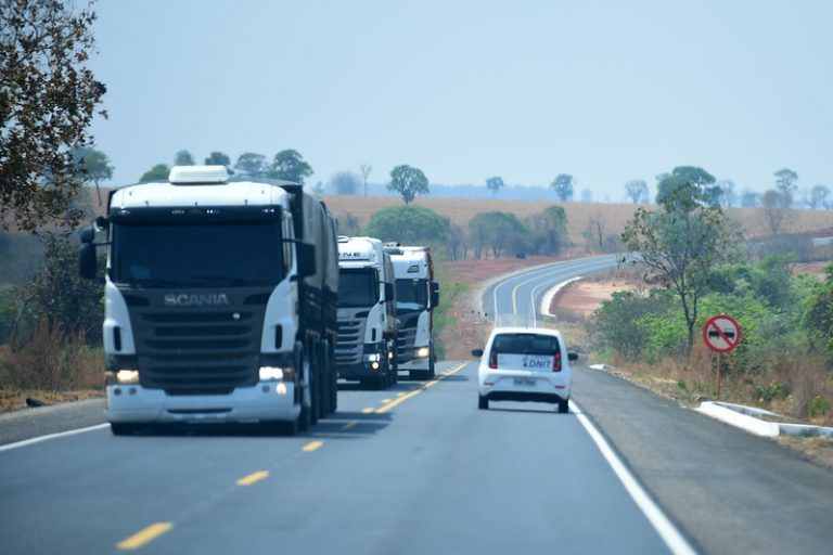 Exigido para algumas categorias de motoristas profissionais, exame toxicológico está em fase de regulamentação pelo Ministério do Trabalho / Foto: Ricardo Botelho/Ministério da Infraestrutura