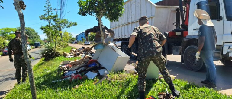 3º Batalhão atua na ajuda para população de Eldorado do Sul