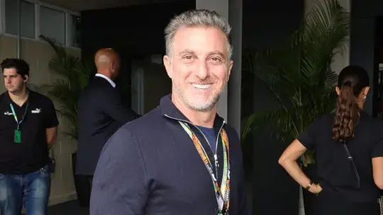 Luciano Huck curte F1 / Crédito: Divulgação