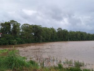 Rio Jacuí tem a maior cheia, mas dá sinais de redução de nível