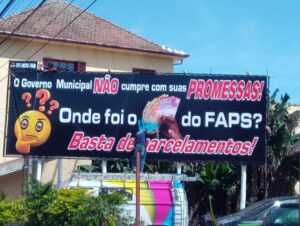 Siprom cobra Prefeitura em outdoor no centro da cidade