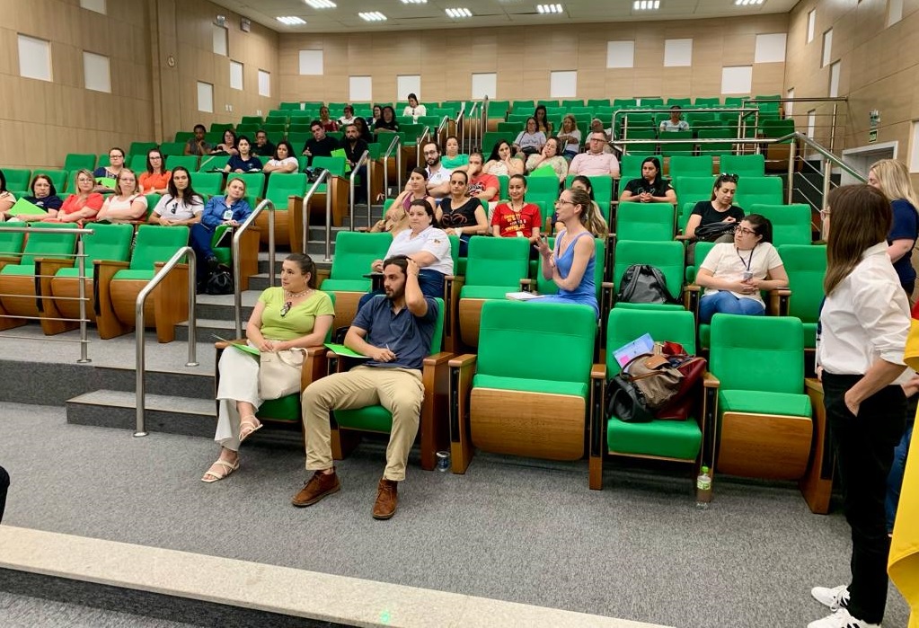 Encontro do DVS discutiu medidas de enfrentamento à leishmaniose e outras doenças transmitidas por animais / Foto: Viviane Souza / Secretaria Municipal da Saúde