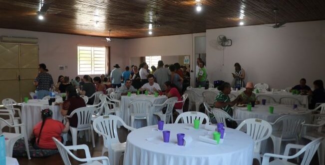 Encontro dos Amigos Especiais encerra atividades do grupo em Cerro Branco