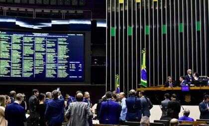 Congresso derruba veto à desoneração da folha de pagamento para 17 setores