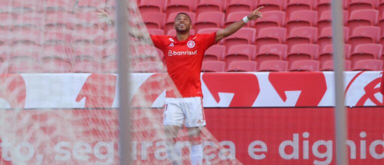 Com estádio vazio, Inter vence na estreia do Gauchão