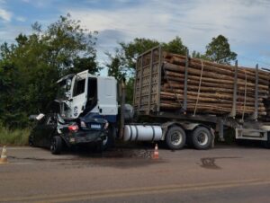 Acidente deixa dois mortos na BR-290, em Arroio dos Ratos