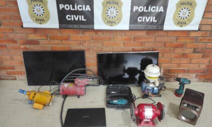 Polícia procura donos de materiais apreendidos no Beco