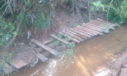 Moradores pedem nova passarela sobre o Arroio Amorim