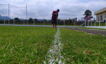 Centro Desportivo de Novo Cabrais recebe melhorias para Municipal de Futebol Sete