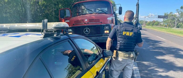 VÍDEO – PRF recupera caminhão furtado na BR-290, em Eldorado do Sul