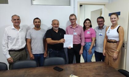 Prefeitura de Novo Cabrais firma convênio com HCB