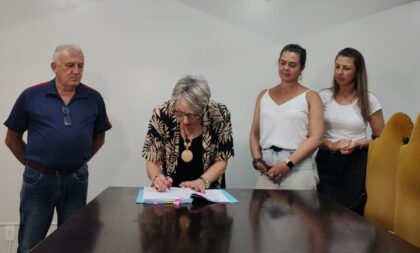 Minha Casa, Minha Vida: Angela homologa vencedora de licitação